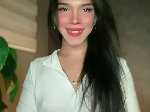 Snapshot of Misselliefayexxx chatting on March 11, 1:39 pm Misselliefayexxx online show from March 11, 1:39 pm