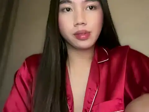 Snapshot of kat_mire chatting on July 24, 7:34 pm kat mire online show from July 24, 7:34 pm