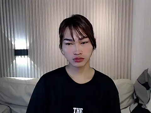 lovelychanel69xx online show from December 19, 11:23 pm