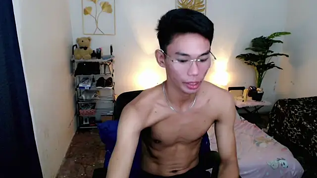 Snapshot of naughty_rence chatting on October 26, 5:13 am naughty rence online show from October 26, 5:13 am