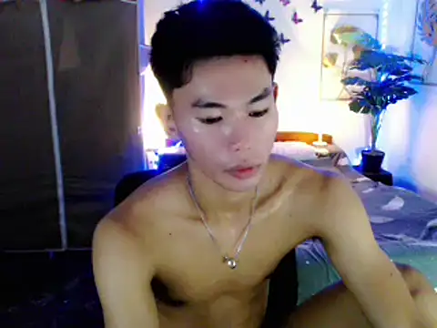 Snapshot of naughty_rence chatting on March 2, 5:19 am naughty rence online show from March 2, 5:19 am