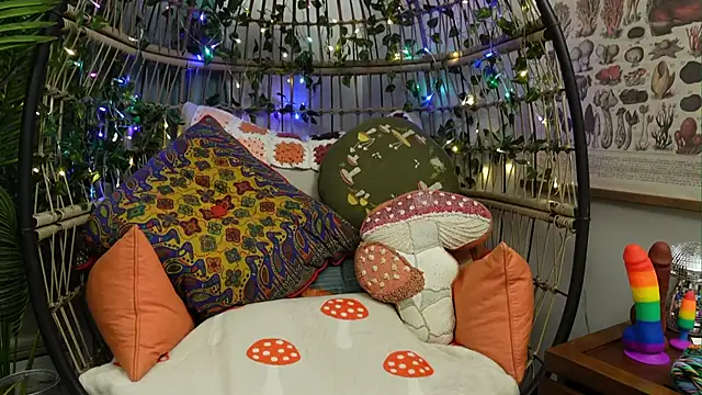 bendingofwillow online show from October 3, 11:40 am