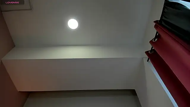 ivy collins  online show from March 7, 2:47 pm