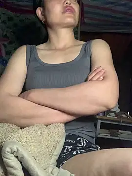 May125 online show from April 19, 12:22 am