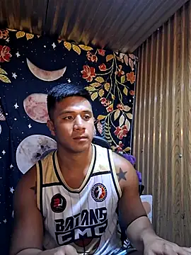 Snapshot of mr_dave chatting on December 15, 11:14 am mr dave online show from December 15, 11:14 am