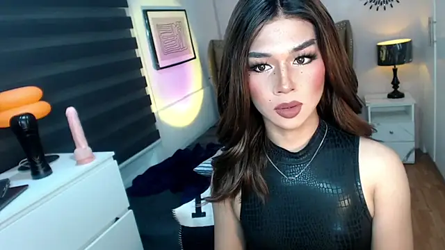 Snapshot of solana_imani chatting on October 23, 4:28 pm solana imani online show from October 23, 4:28 pm