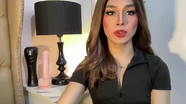 Snapshot of solana_imani chatting on October 25, 4:57 pm solana imani online show from October 25, 4:57 pm