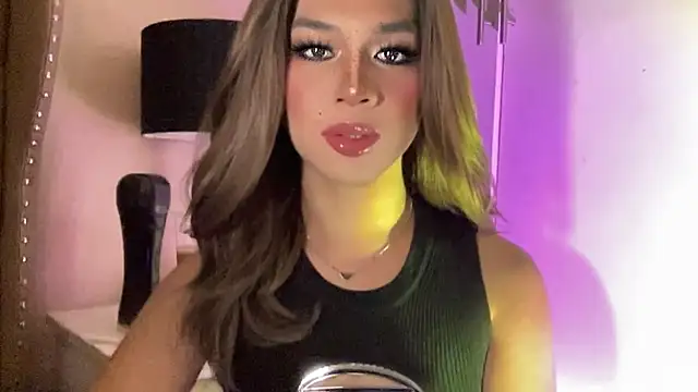 Snapshot of solana_imani chatting on November 22, 11:20 am solana imani online show from November 22, 11:20 am