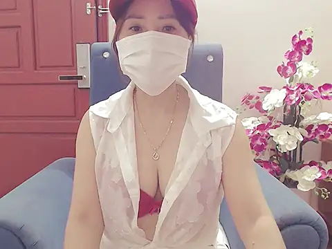 ruby 8x online show from November 1, 11:23 am