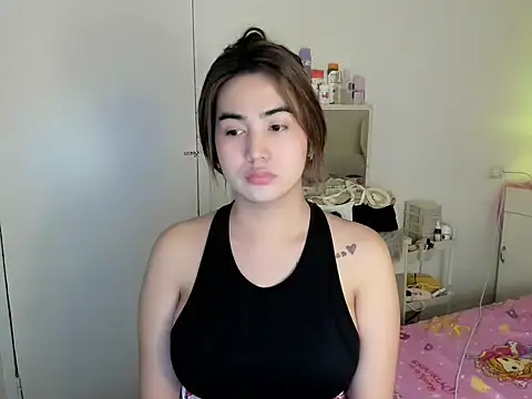 Snapshot of Alovelydoll_nica chatting on July 26, 11:44 pm Alovelydoll nica online show from July 26, 11:44 pm