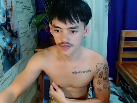 urhunky boy online show from June 22, 9:12 pm