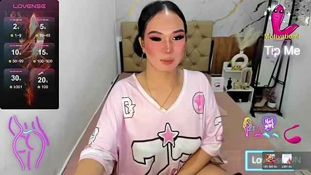 Snapshot of goddessyuki chatting on May 17, 11:12 pm goddessyuki online show from May 17, 11:12 pm