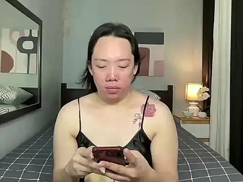 Snapshot of Hotseductivests chatting on March 5, 3:24 am Hotseductivests online show from March 5, 3:24 am