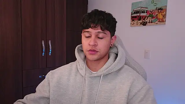 domsantiago  online show from September 15, 12:10 am