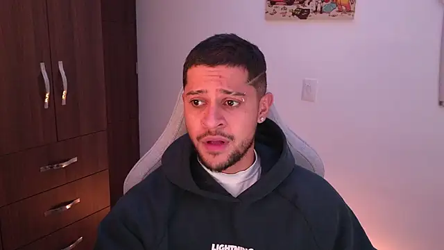 domsantiago  online show from February 18, 3:57 am