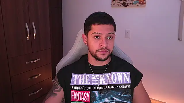 domsantiago  online show from March 7, 2:52 am