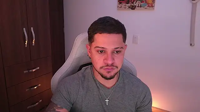 domsantiago  online show from March 12, 2:18 am