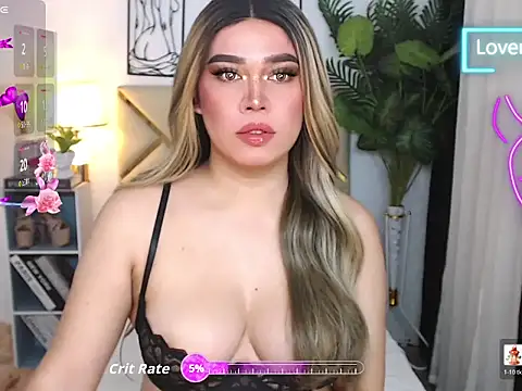 Snapshot of Goddess_LykaFox chatting on July 22, 11:51 pm Goddess LykaFox online show from July 22, 11:51 pm