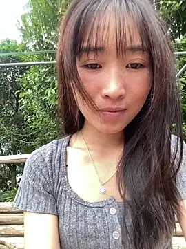 Snapshot of oneyou_400 chatting on December 15, 4:39 am oneyou 400 online show from December 15, 4:39 am