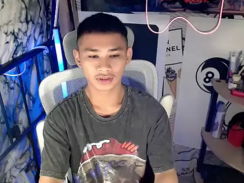 asianhardcock25 online show from February 26, 11:42 am