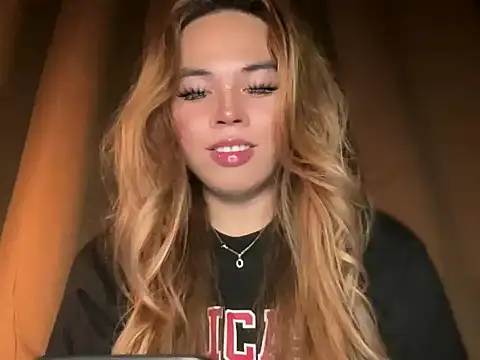 Snapshot of goddessofalltime chatting on March 20, 12:21 pm goddessofalltime online show from March 20, 12:21 pm