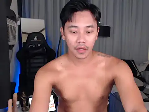 alexsuckable01 online show from July 1, 8:41 pm