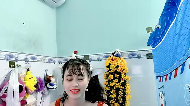 Snapshot of emgaixinhngoan chatting on September 8, 4:17 pm emgaixinhngoan online show from September 8, 4:17 pm