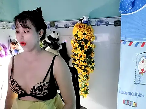 Snapshot of emgaixinhngoan chatting on September 10, 2:33 am emgaixinhngoan online show from September 10, 2:33 am