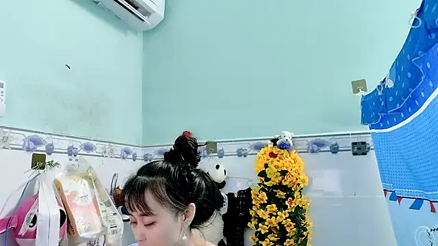 Snapshot of emgaixinhngoan chatting on September 16, 2:40 pm emgaixinhngoan online show from September 16, 2:40 pm