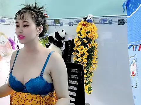 Snapshot of emgaixinhngoan chatting on September 18, 2:57 am emgaixinhngoan online show from September 18, 2:57 am