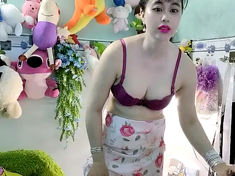 Snapshot of emgaixinhngoan chatting on October 15, 12:55 am emgaixinhngoan online show from October 15, 12:55 am