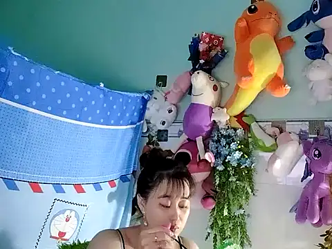 Snapshot of emgaixinhngoan chatting on October 25, 3:03 am emgaixinhngoan online show from October 25, 3:03 am