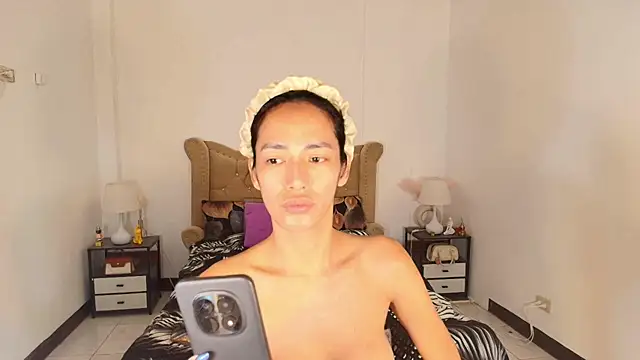 ElainePerthX online show from July 30, 7:18 am