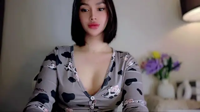 Snapshot of anna_lala7 chatting on May 4, 9:11 pm anna lala7 online show from May 4, 9:11 pm
