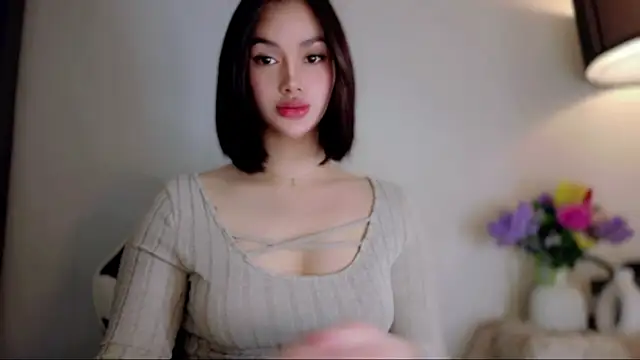 Snapshot of anna_lala7 chatting on May 19, 12:16 am anna lala7 online show from May 19, 12:16 am