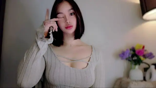 Snapshot of anna_lala7 chatting on May 19, 1:56 am anna lala7 online show from May 19, 1:56 am