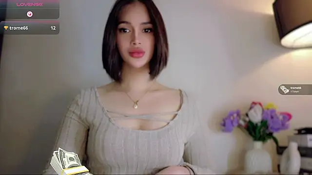 Snapshot of anna_lala7 chatting on July 31, 11:48 pm anna lala7 online show from July 31, 11:48 pm