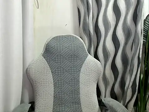 sweetiie caren online show from July 31, 12:04 pm