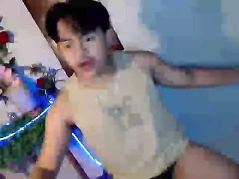 Snapshot of urguy_toshi chatting on June 10, 9:57 pm urguy toshi online show from June 10, 9:57 pm