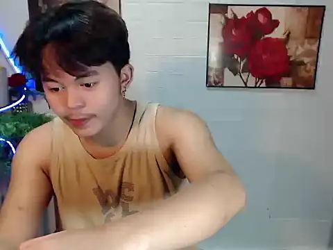 Snapshot of urguy_toshi chatting on July 28, 11:26 pm urguy toshi online show from July 28, 11:26 pm