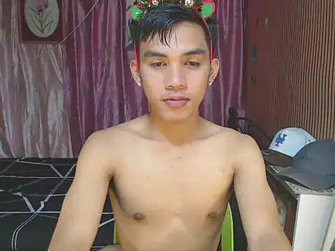 Snapshot of urhot_chany chatting on December 17, 3:07 pm urhot chany online show from December 17, 3:07 pm