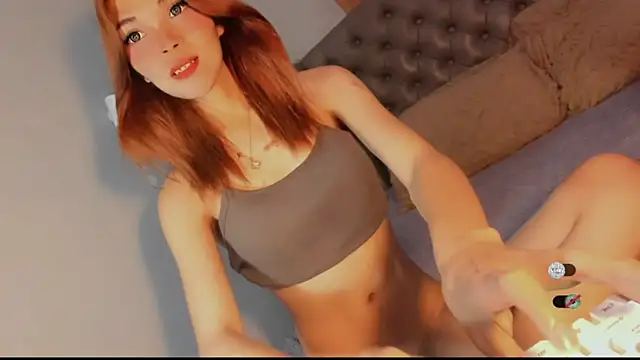 bella enchantra online show from July 26, 5:20 pm