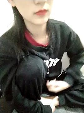 Snapshot of Kembong01 chatting on December 17, 3:07 pm Kembong01 online show from December 17, 3:07 pm