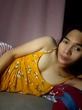 Snapshot of sweetsasha68 chatting on June 14, 12:51 pm sweetsasha68 online show from June 14, 12:51 pm