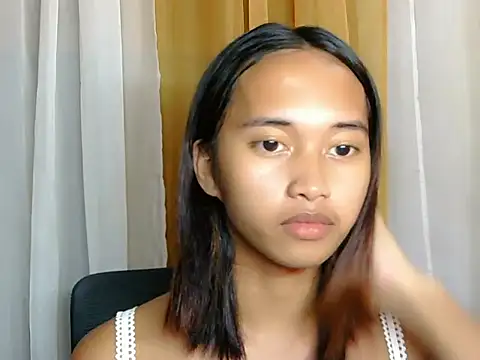 Snapshot of Maxine_Sucks chatting on July 2, 8:48 pm Maxine Sucks online show from July 2, 8:48 pm
