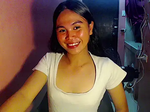 Snapshot of Sassy_Bianca chatting on June 14, 4:58 am Sassy Bianca online show from June 14, 4:58 am