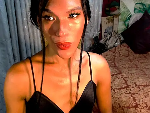 Snapshot of Angel_69X chatting on December 15, 6:12 pm Angel 69X online show from December 15, 6:12 pm
