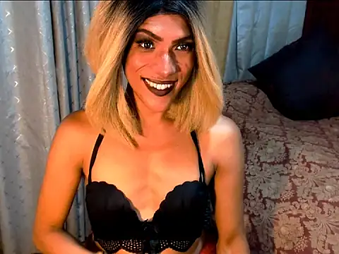 Snapshot of Angel_69X chatting on January 17, 12:43 pm Angel 69X online show from January 17, 12:43 pm