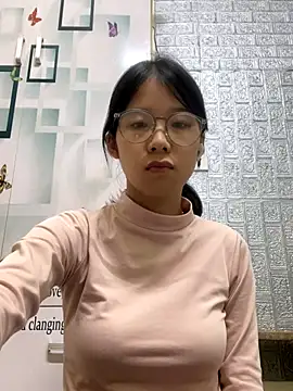 meomeo2k6 online show from December 17, 2:01 pm