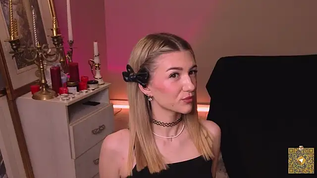 Snapshot of BeatrixGummer chatting on October 29, 8:21 pm BeatrixGummer online show from October 29, 8:21 pm